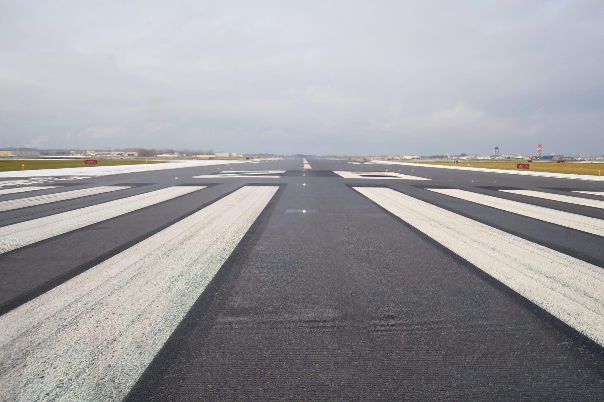 Airfield Specifications - Syracuse Hancock International Airport